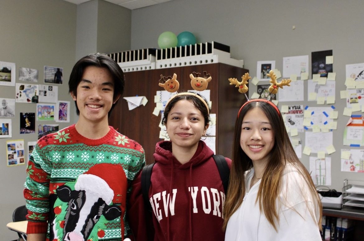 Students Participate in Holiday Spirit Week