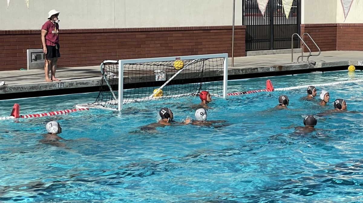 Photo Essay: Boys Water Polo Prepares for Game Against Muir