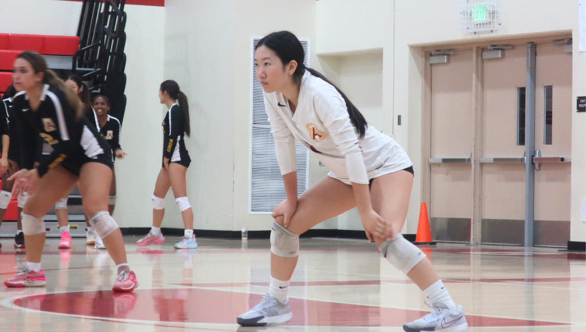 Girls Varsity Volleyball Earns a Win Against Pasadena