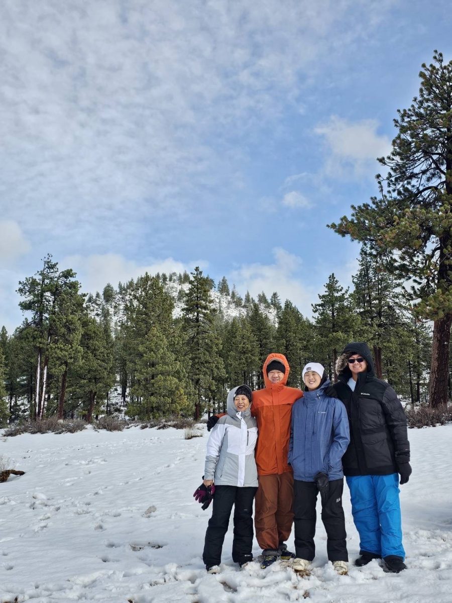 The skies were clear on Christmas Eve, letting my family and I taking a nice hike.